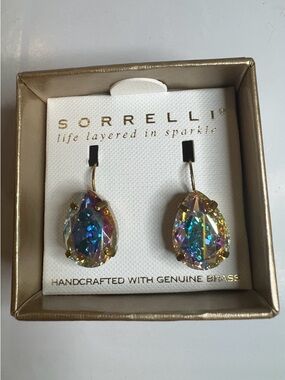 NIB Sorrelli brass and glass earrings